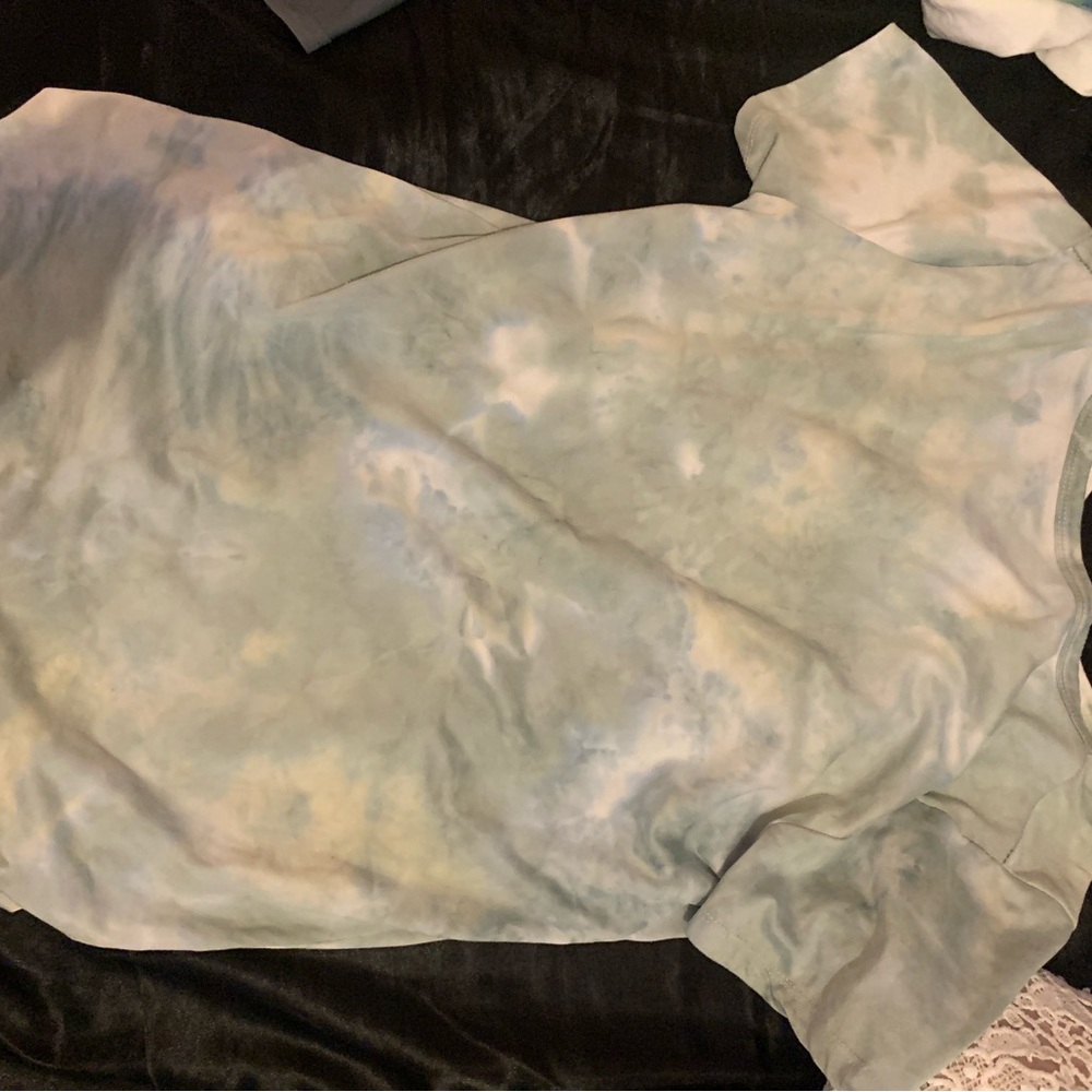 normal tee - Picture 3 of 3